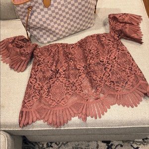 Lovers + Friends -Life’s a Beach Lace top